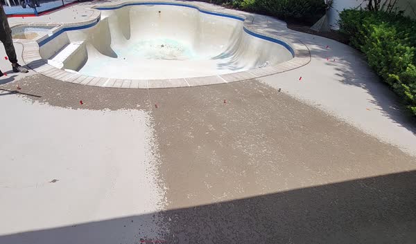 Curved pool step detail with mosaic tile work